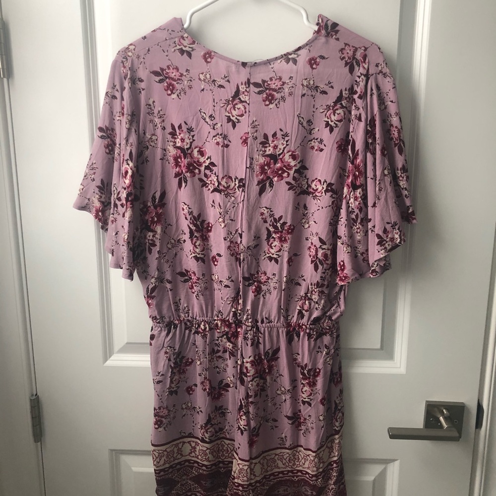 Tie Front Kendall & Kylie Floral Romper - Picture 4 of 5